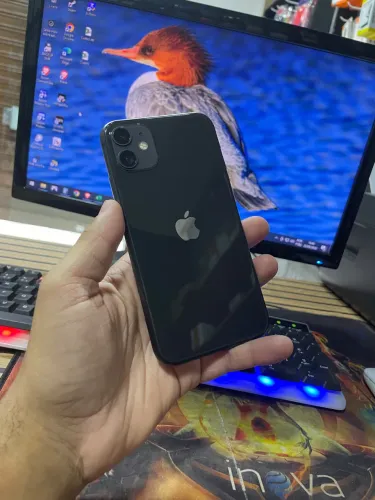 iPhone 11 64GB