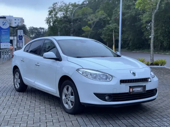 Renault Fluence Sed. Dynamique 2.0 16V Flex Mec. 2012