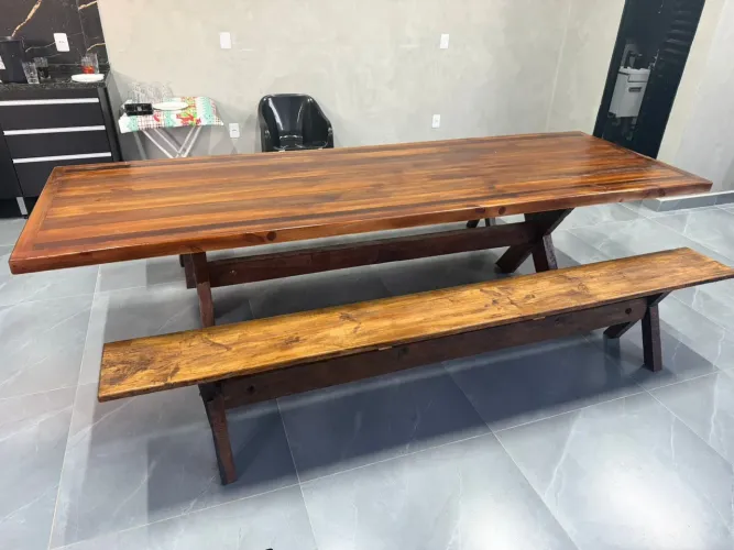 Mesa de madeira 