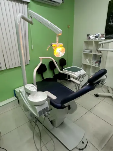Vendo cadeira odontológica Saevo S200