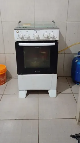 Vende-se fogão 4 boca, elétrico