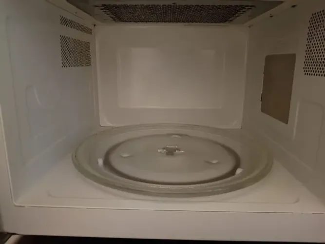 Microondas Electrolux 31 litros usado - excelente estado