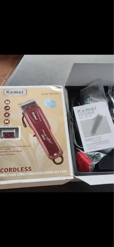 Máquina Kemei KM-2600 Profissional