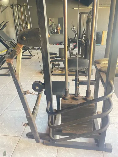 Glúteo Máquina 