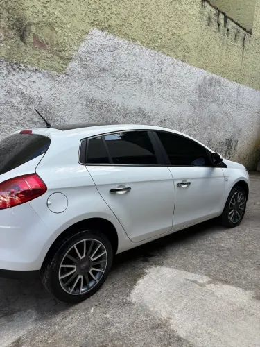 Fiat Bravo Essence Dualogic 1.8 Flex 16V 5P 2013