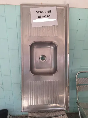 PIA DE INOX COM CUBA E ESCORREDOR