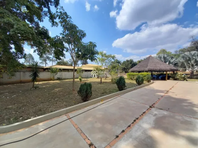 SITIO EM VIANOPOLIS COM 5 QUARTOS E AREA GOURMET!