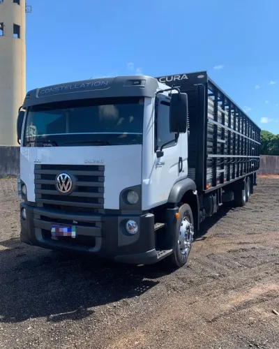CAMINHÃO BOIADEIRO 24-280