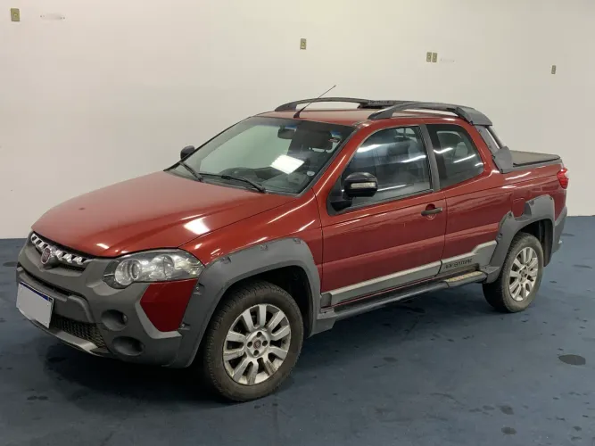 Fiat Strada Adventure1.8/ 1.8 Locker Flex CD 2015