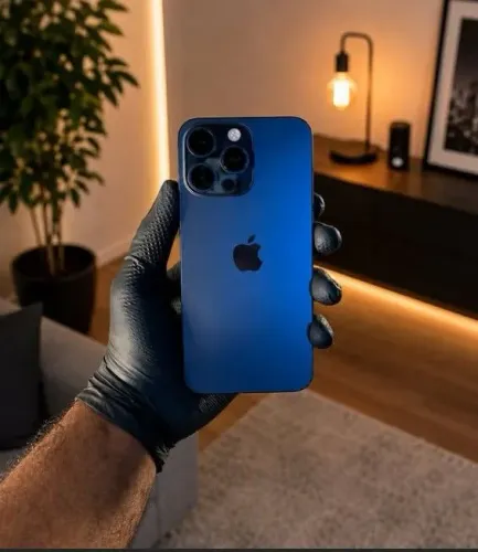 iPhone 15 Pro Max Azul 256 GB 6 meses de garantia