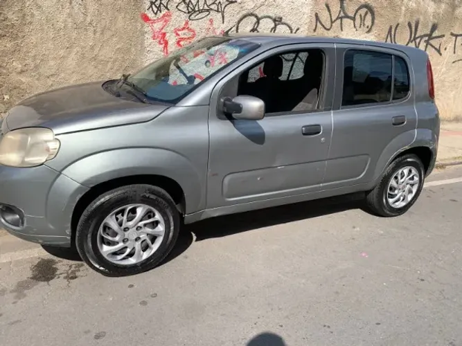 Fiat Uno Vivace 1.0 EVO Fire Flex 8V 3P 2013