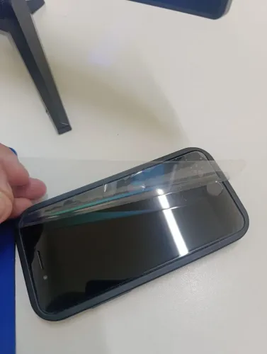IPHONE SE 2020 - VERMELHO