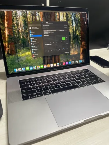 MacBook Pro 2018 16/512 GB 15?