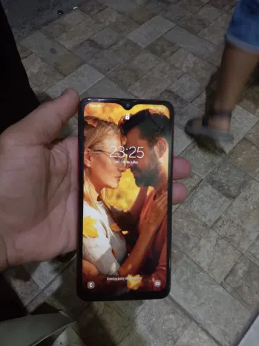 Samsung A20s
