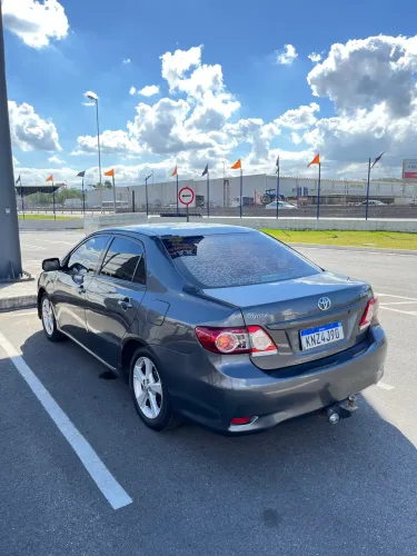 Toyota Corolla GLI 1.8 Flex 16V Mec. 2012