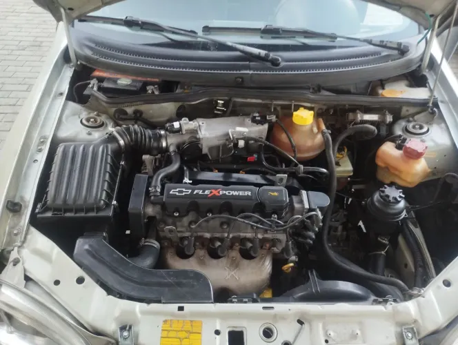 Chevrolet Corsa SED Class.life 1.0/1.0 Flexpower (álcool) 2006
