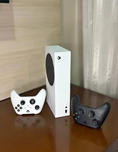 Xbox Séries S 512Gb + 2 Controles