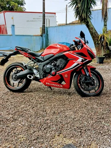 Honda CB 650r 2021