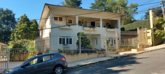 Casa com 4 dormitórios à venda, 590 m² por R$ 1.500.000,00 - Granja Viana - Carapicuíba/SP