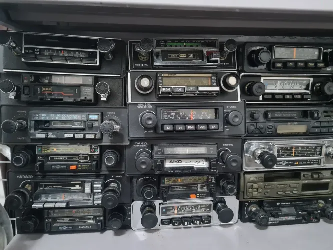 Radios e toca fitas