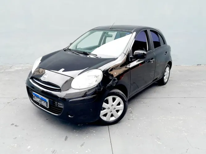 Nissan March SV 1.6 16V Flex Fuel 2013