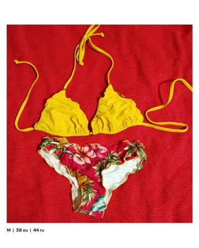 Biquíni de praia Conjunto novo top + calcinha (M) Vermelho amarelo estampa floral