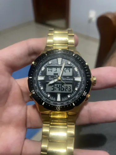 Relógio Technos analógico digital dourado