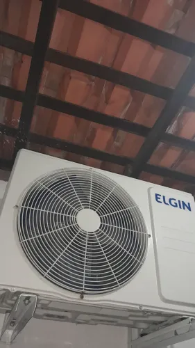 Ar condicionado 