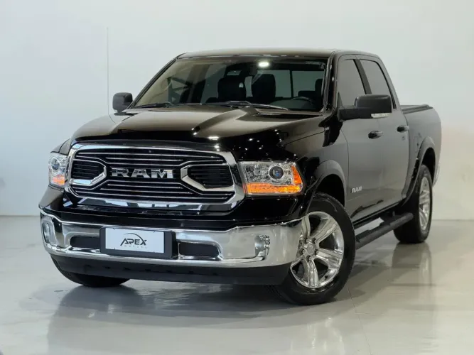 Ram Classic Laramie 5.7 V8 16V Gasolina 4X4 Aut. 2023