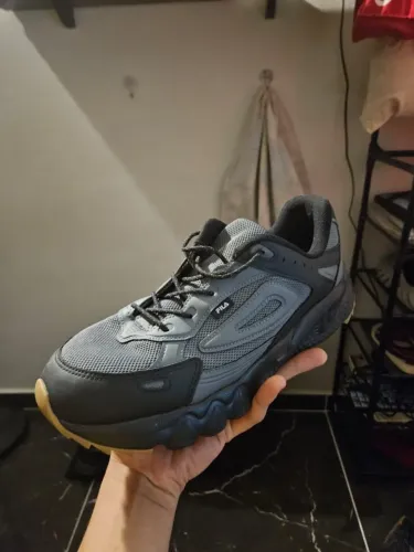 Tenis Fila Venture Tracer 2 Masculino (USADO)