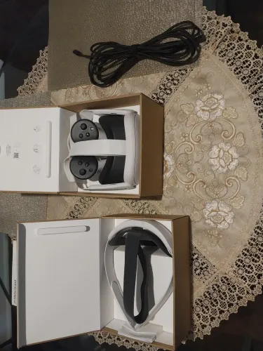Oculus Quest 3 / 512gb / Com carregador de 5 metros e suporte a parte inclusos