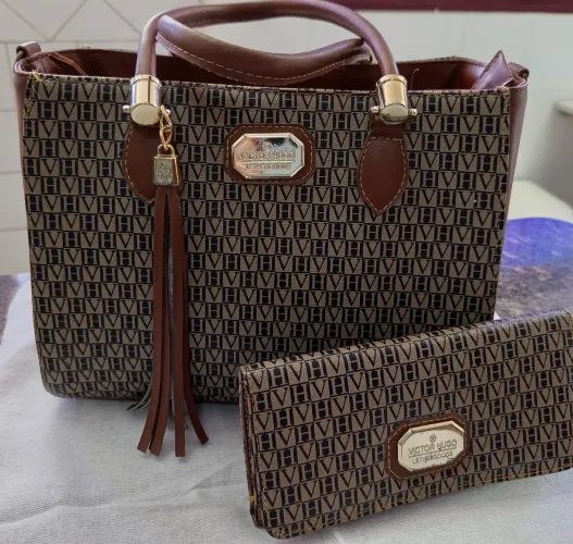 Bolsa estilo VICTOR HUGO+carteira 