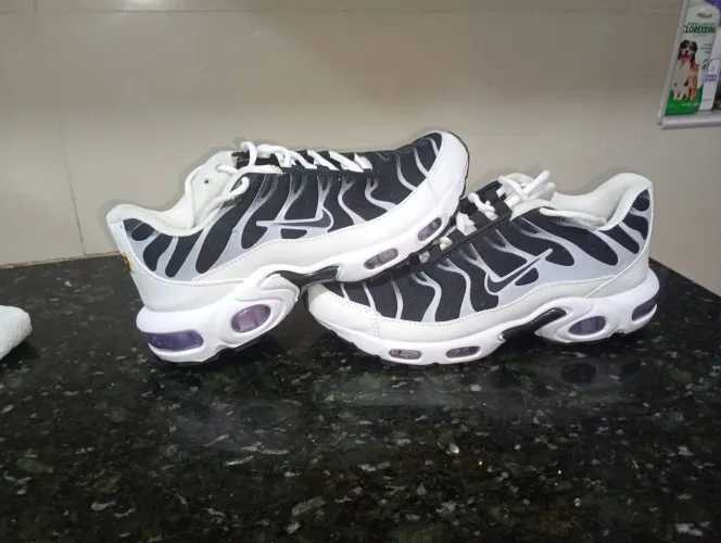 Tenis Nike TN 1