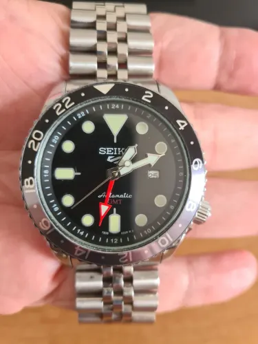 SEIKO GMT AUTOMÁTICO