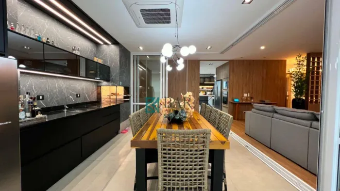 Apartamento com 3 suítes à venda, 179 m² por R$ 3.500.000 - Zona 01 - Maringá/PR