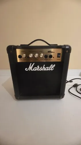 Cubo Marshall 40W - MG10CD 