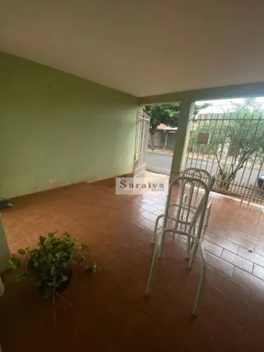 Casa com 3 dormitórios à venda, 200 m² por R$ 220.000,00 - Irmãos Franceschi - Itapuí/SP