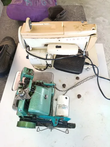 Máquina de costura