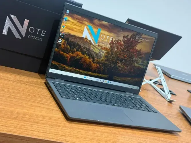 Notebook Corporativo Dell Latitude 3540 i5 13th 15.6" FHD - GARANTIA