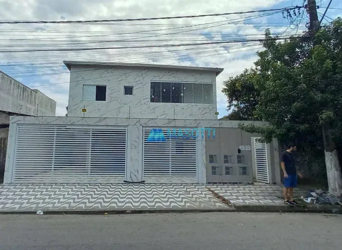 Sobrado à venda, 69 m² por R$ 345.000,00 - Vila Antártica - Praia Grande/SP