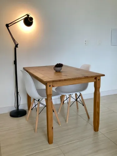Mesa de Jantar em Madeira
