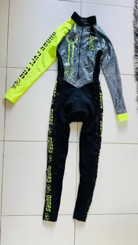 Macacão longo feminino Dunas tamanho P preto e neon - perfeito estado