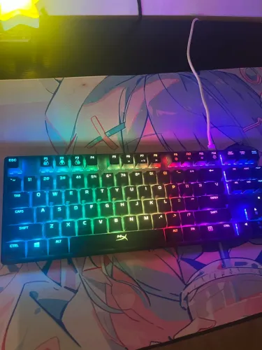 Teclado gamer HYPERX