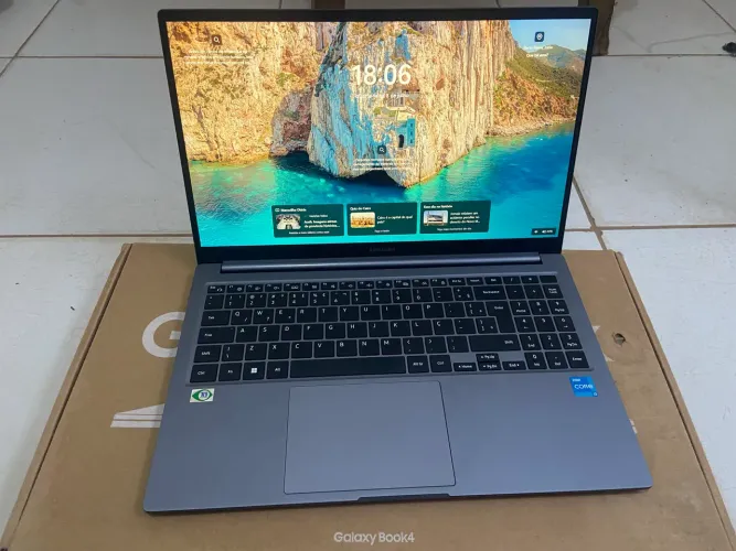 Galaxy book 4