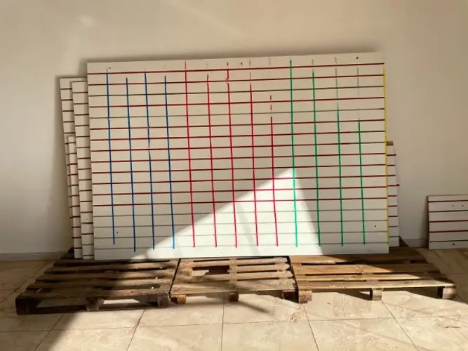 **Painel Canaletado 1,85x2,70m | Painel Expositor de Parede | MDP | Loja, Comércio, Organi