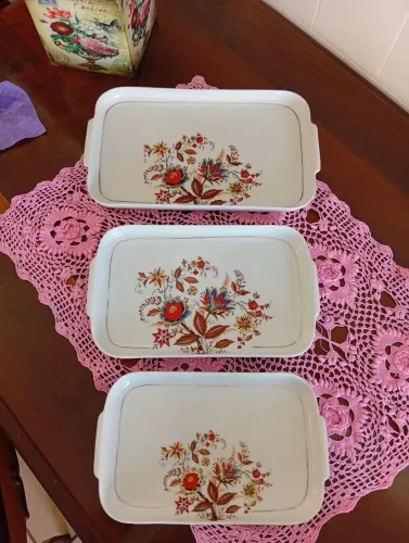 Lindo trio de travessa em porcelana 