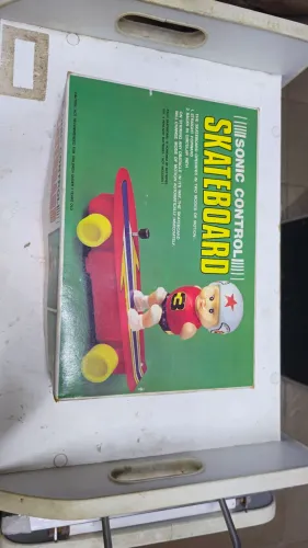 Brinquedo skatista de controle remoto
