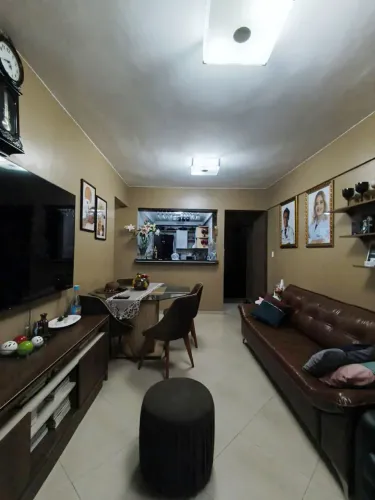 Vendo apartamento na Pedreira com 3/4