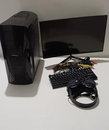 PC GAMER