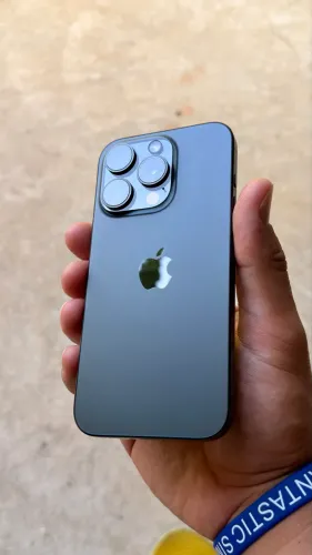 iPhone 15 PRO 256 GB